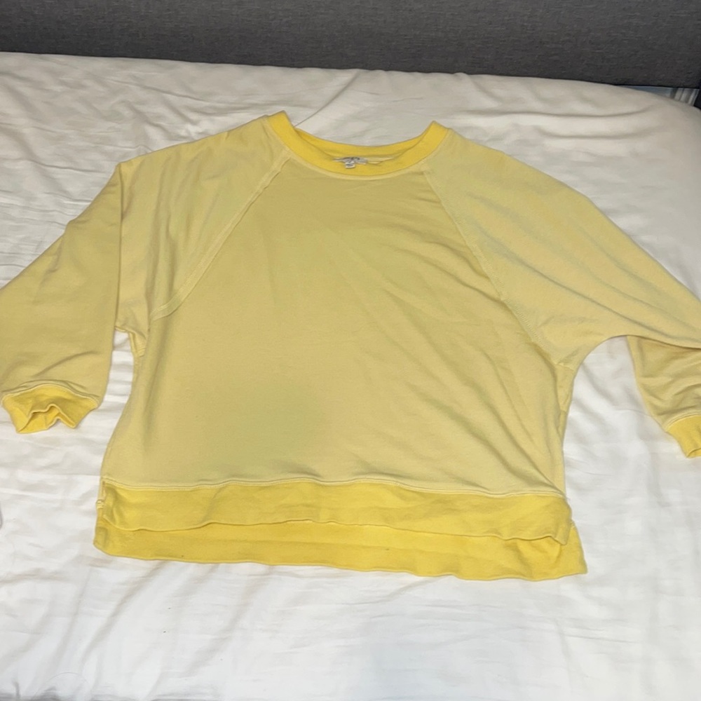 Womens yellow sweatshirt